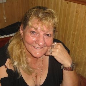 Meet your Posher, Sherley charette